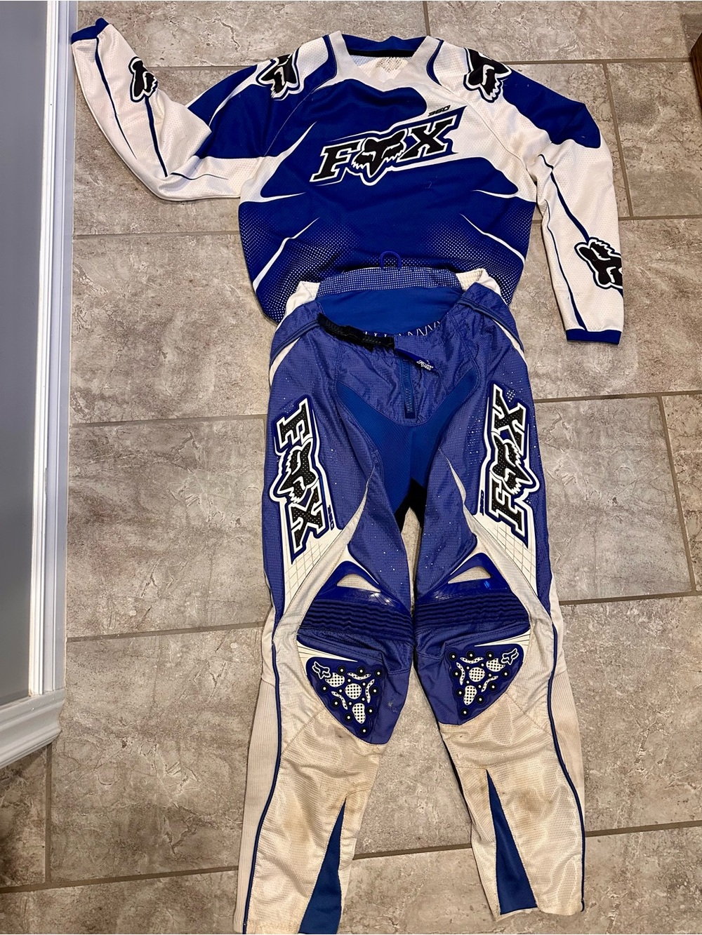 Fox 360 Motocross Gear Set- Adult Small Jersey / Size 28 Pants